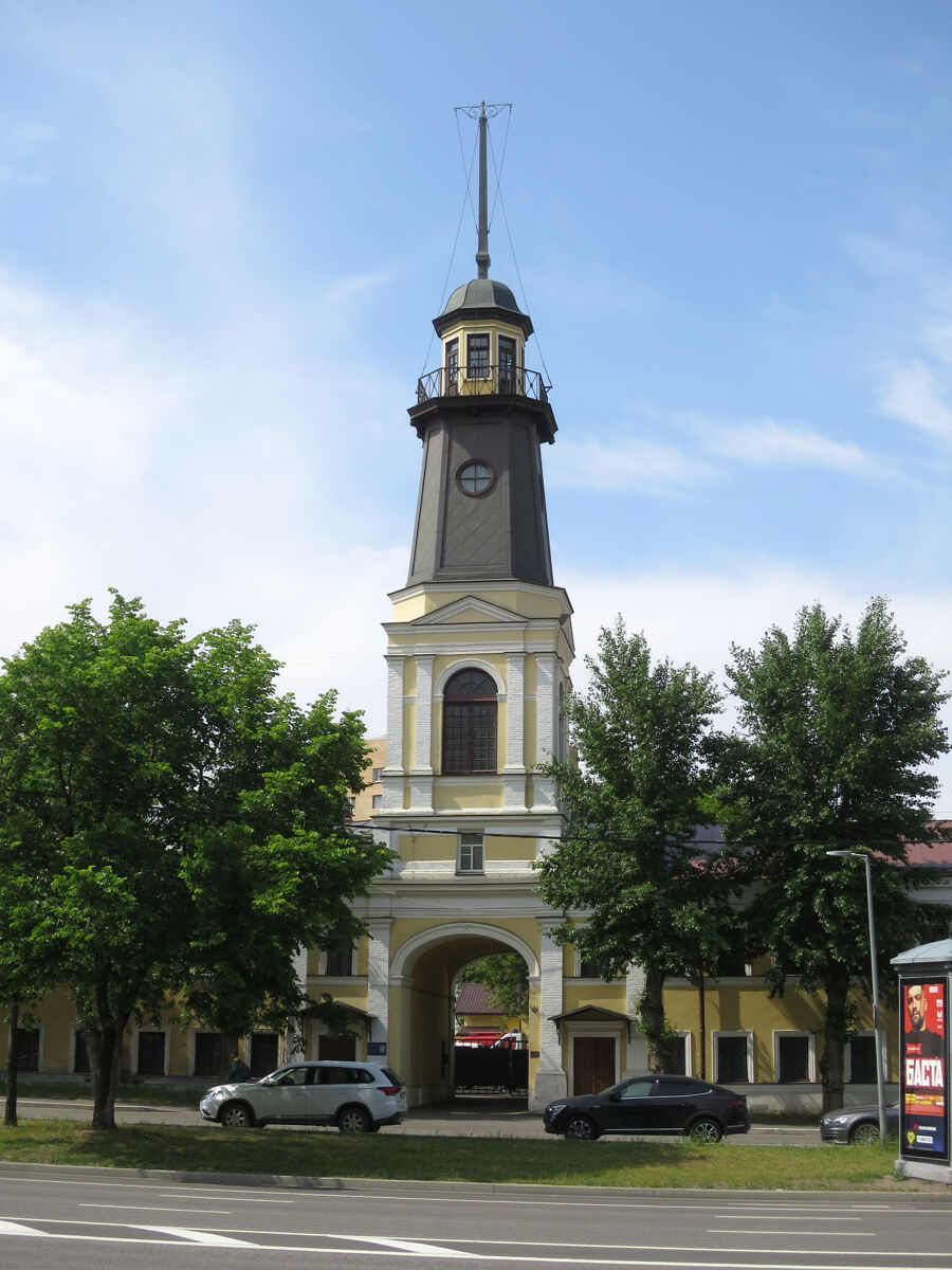 Колокольня церкви Петра и Павла при Хамовнических Казармах, Хамовники (Центральный административный округ (ЦАО), г. Москва). фасады