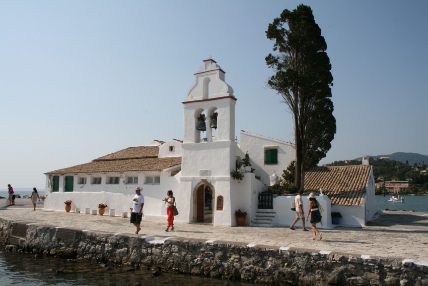 Монастырь Богородицы Влахерны в Канони, Керкира (Κέρκυρα), о. Корфу (Ионические острова (Ιονίων Νήσων), Греция). фасады