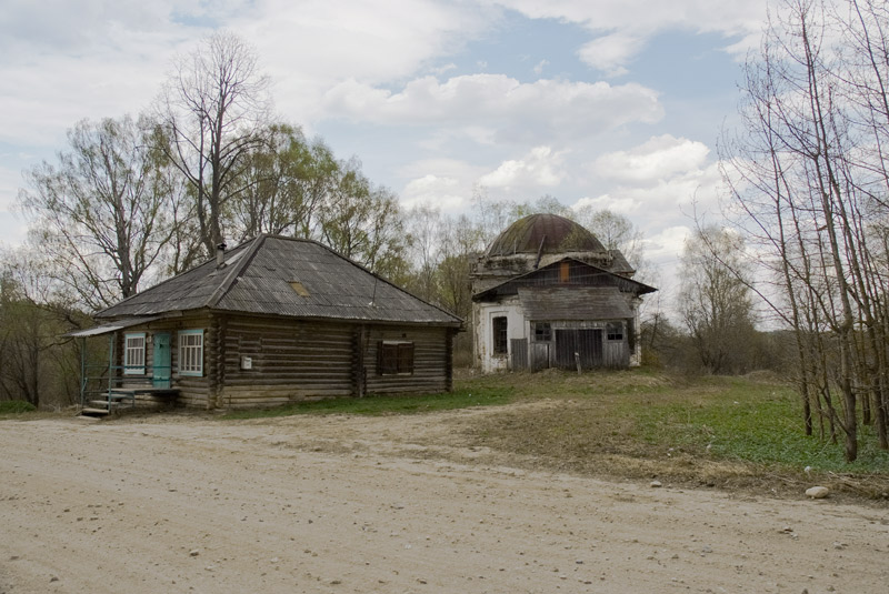 Церковь Смоленской иконы Божией Матери, Черемись (Молоковский район, Тверская область). общий вид в ландшафте