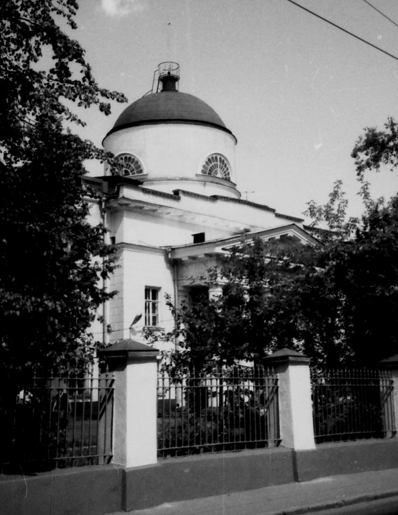 Мещанский. Домовая церковь Троицы Живоначальной при бывшей Набилковской богадельне. фасады