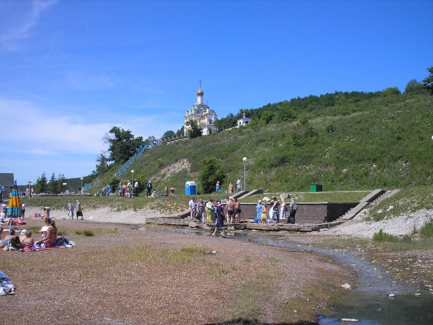 Курорта. Богородице-Табынский женский монастырь. общий вид в ландшафте