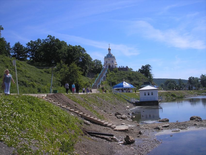 Богородице-Табынский женский монастырь, Курорта (Гафурийский район, Республика Башкортостан). общий вид в ландшафте