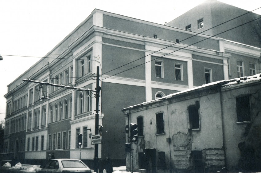Домовая церковь Введения во Храм Пресвятой Богородицы при бывшем Мариинском Епархиальном училище, Якиманка (Центральный административный округ (ЦАО), г. Москва). фасады