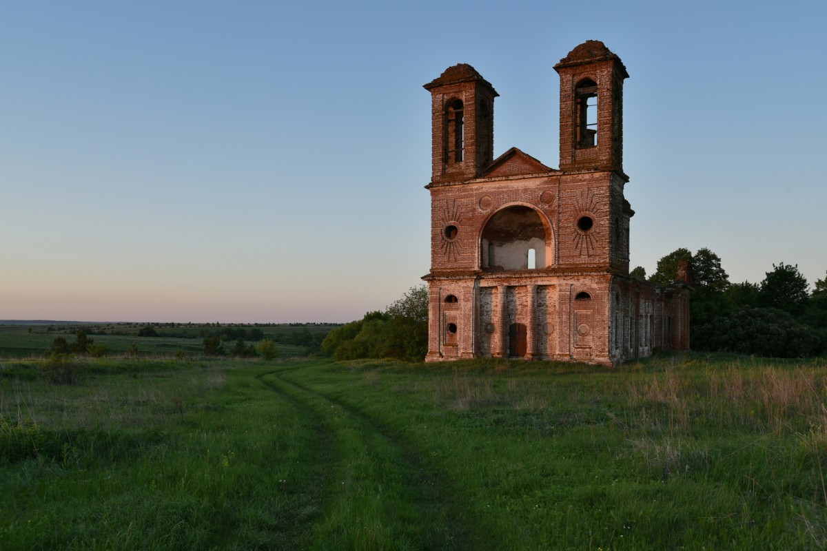 Церковь Михаила Архангела, Порошино (Пачелмский район, Пензенская область). фасады, Общий вид с юго-запада
