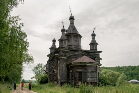 Нечаевка (Высадки). Церковь Михаила Архангела