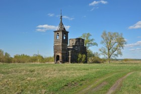 Теряевка. Церковь Рождества Пресвятой Богородицы