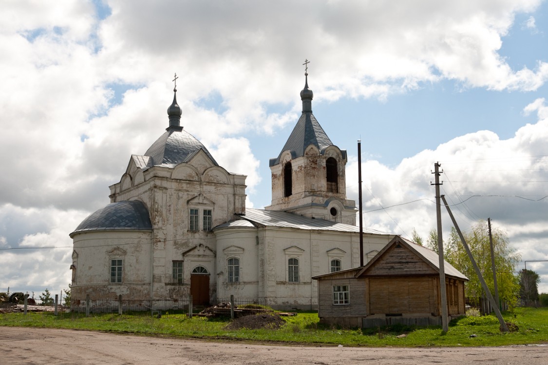 Церковь Покрова Пресвятой Богородицы, Верхний Ломов (Нижнеломовский район, Пензенская область). фасады