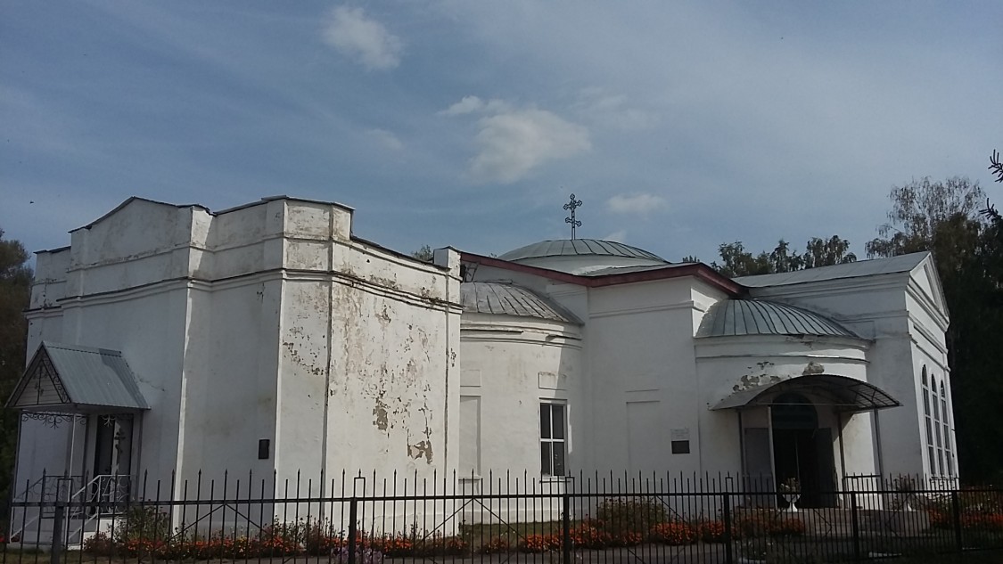 Голицыно. Церковь Михаила Архангела. фасады