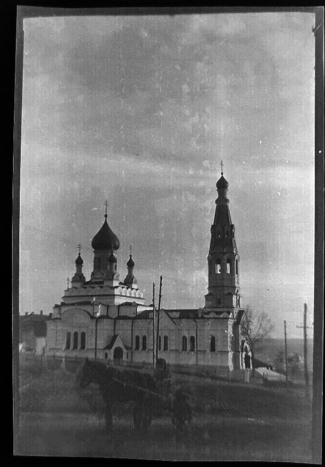 Балта. Кафедральный собор Успения Пресвятой Богородицы. архивная фотография, Вид с северо-запада. Фото 1941 г. с аукциона e-bay.de