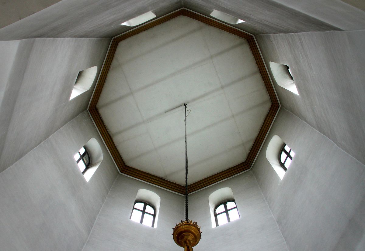 интерьер и убранство. Церковь Александра Невского, Архонская (Пригородный район, Республика Северная Осетия-Алания)