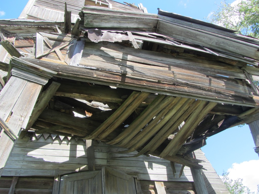 Церковь Покрова Пресвятой Богородицы (старая), Малая Садовка (Сосновоборский район, Пензенская область). архитектурные детали