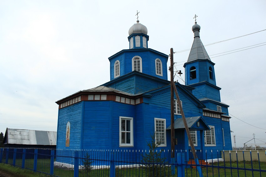 Новая Кармала. Церковь Александра Невского. фасады