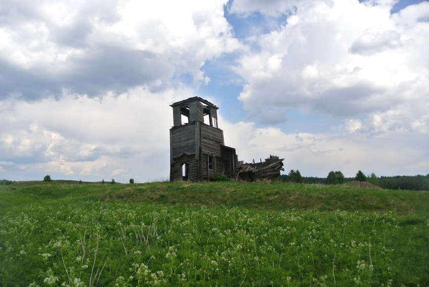 Церковь Иоанна Предтечи, Кондратовская (Шожма) (Няндомский район, Архангельская область). общий вид в ландшафте