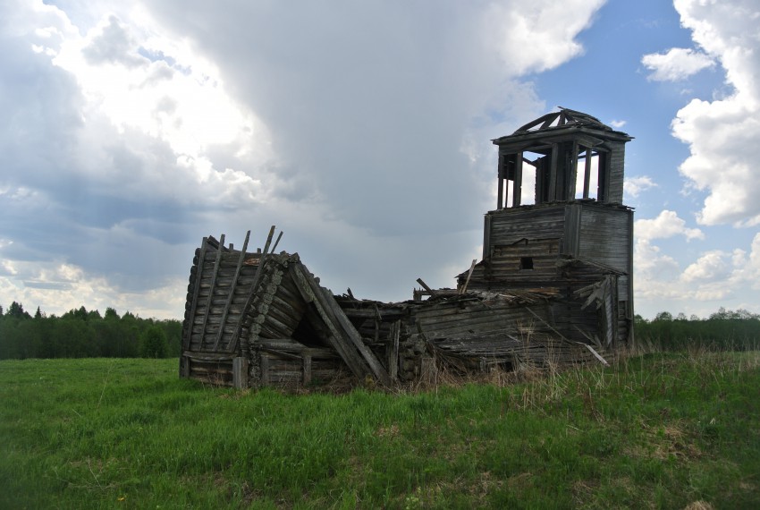 Церковь Иоанна Предтечи, Кондратовская (Шожма) (Няндомский район, Архангельская область). общий вид в ландшафте