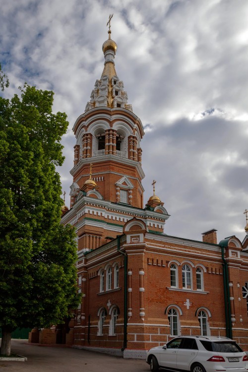 Ульяновск. Кафедральный собор Воскресения Словущего. фасады