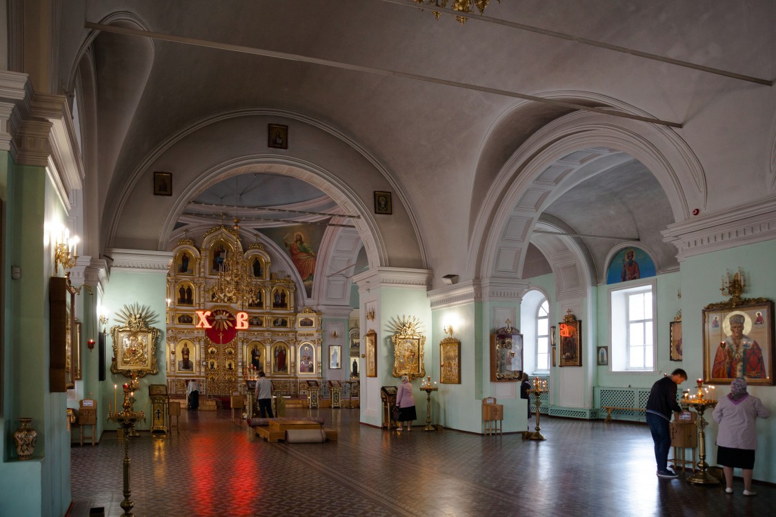 Кафедральный собор Воскресения Словущего, Ульяновск (Ульяновск, город, Ульяновская область). интерьер и убранство