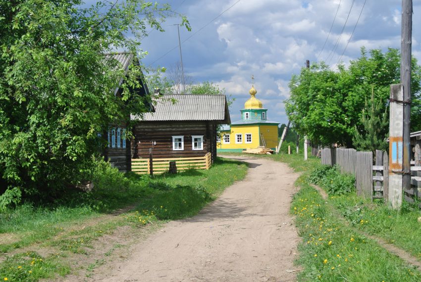 Часовня Преображения Господня, Часовенская (Шенкурский район, Архангельская область). общий вид в ландшафте