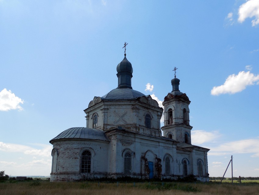 Церковь Казанской иконы Божией Матери в Дмитровском, Русская Киреметь (Аксубаевский район, Республика Татарстан). фасады