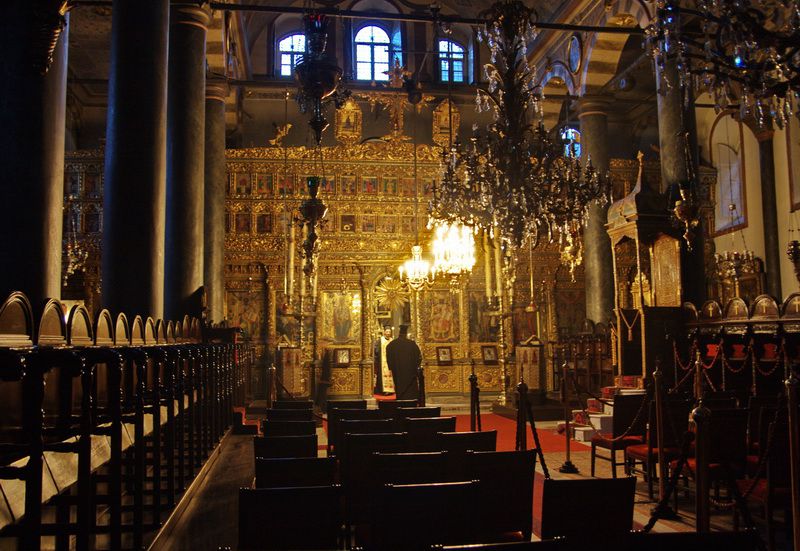 Стамбул. Церковь Георгия Победоносца. интерьер и убранство, Церковь св. Георгия Победоносца