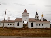 Церковь Михаила Архангела, Трапезный корпус с воротами на территорию церкви<br>, Подстёпки, Ставропольский район, Самарская область