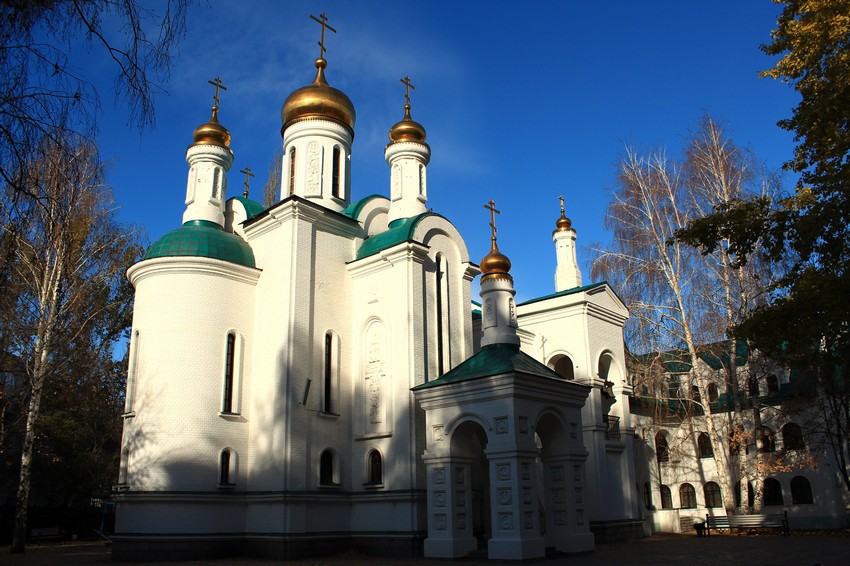 Тольятти. Церковь Всех Святых, в земле Российской просиявших. фасады