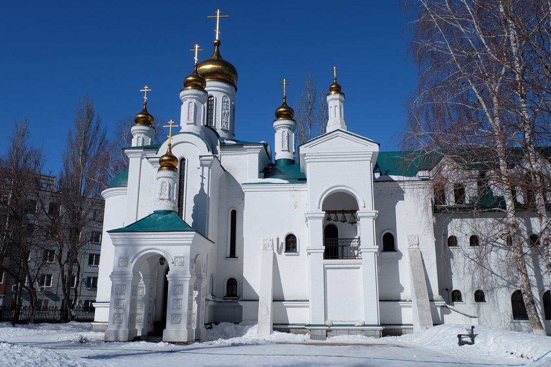 Тольятти. Церковь Всех Святых, в земле Российской просиявших. фасады