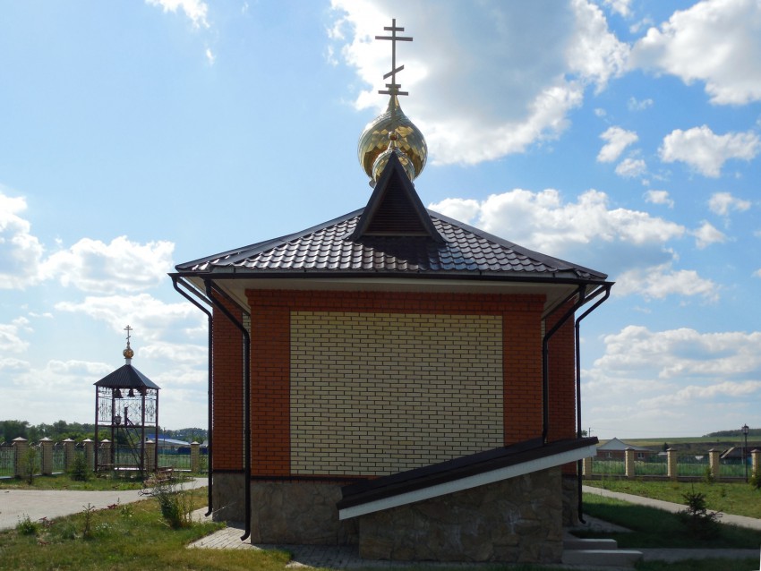 Старое Мокшино. Церковь Троицы Живоначальной. фасады