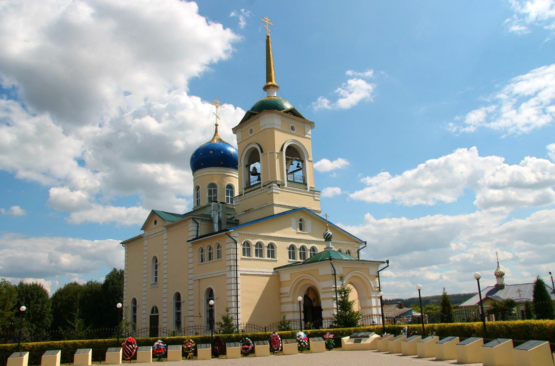 Церковь Казанской иконы Божией Матери, Хохол (Хохольский район, Воронежская область). фасады