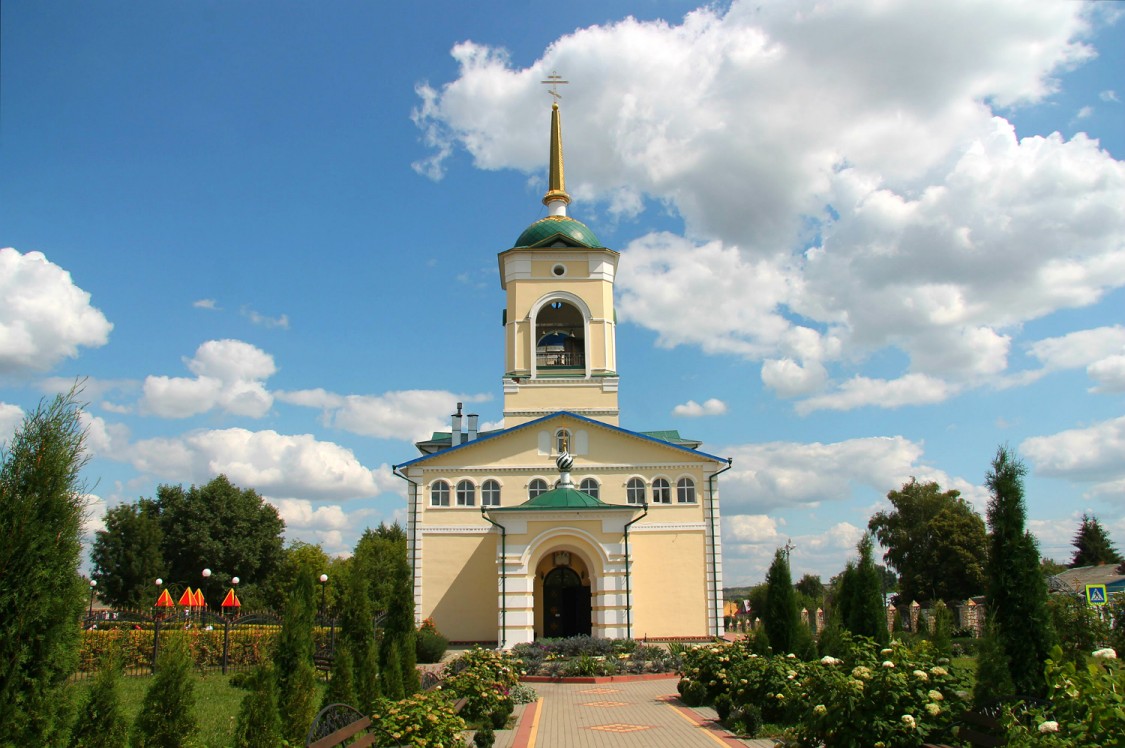 Церковь Казанской иконы Божией Матери, Хохол (Хохольский район, Воронежская область). фасады