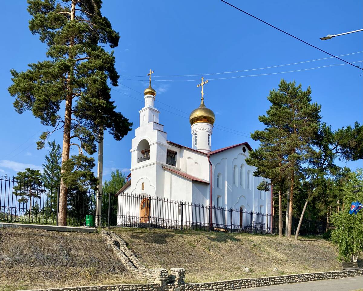 Кафедральный собор Казанской иконы Божией Матери, Северобайкальск (Северобайкальский район, Республика Бурятия). фасады, Вид с ЮЗ