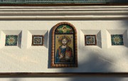 Собор Преображения Господня, Мозаичная икона Спаса Вседержителя и декоративные изразцы над главным входом<br>, Тольятти, Тольятти, город, Самарская область