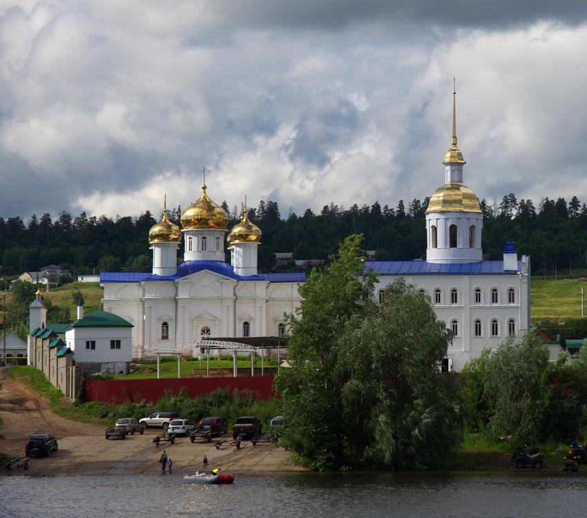 Фёдоровка. Благовещенский скит. общий вид в ландшафте