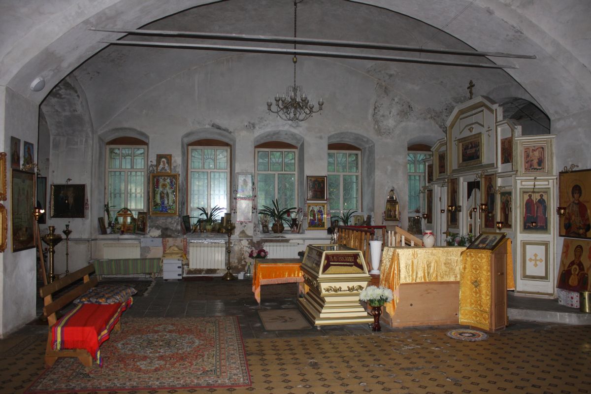 Церковь Никиты мученика, Берёзово (Суворовский район, Тульская область). интерьер и убранство