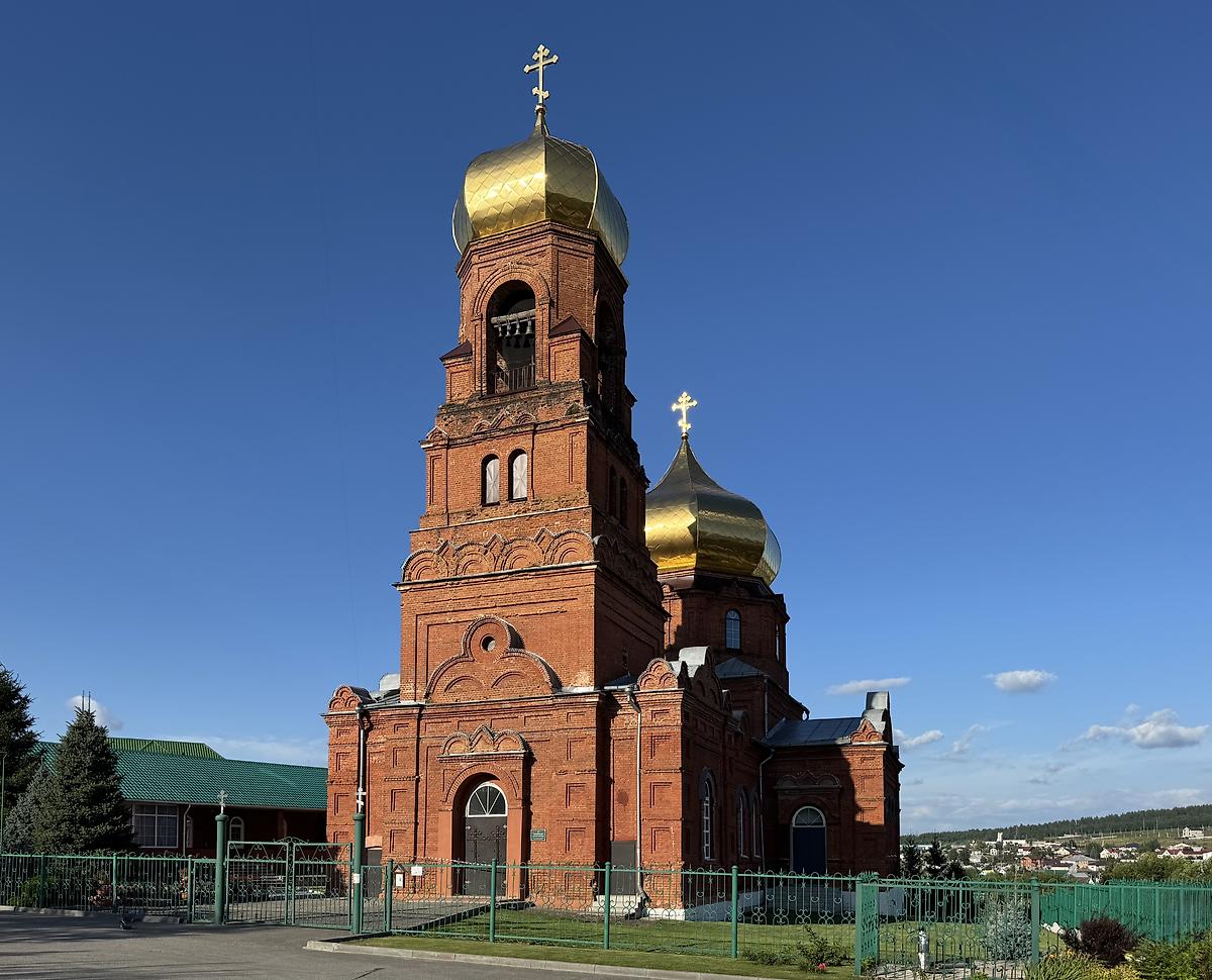 Вид с юго-запада, фасады. Церковь Богоявления Господня, Курумоч (Волжский район, Самарская область)