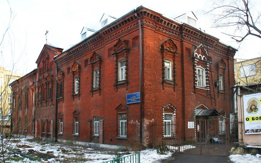Церковь Спаса Всемилостивого в здании бывшего рукодельного корпуса Скорбященского монастыря, Тверской (Центральный административный округ (ЦАО), г. Москва). фасады