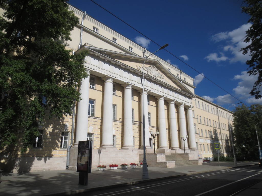 Домовая церковь Осии Пророка при 7-м гренадерском Самогитском полку в Покровских казармах, Басманный (Центральный административный округ (ЦАО), г. Москва). фасады