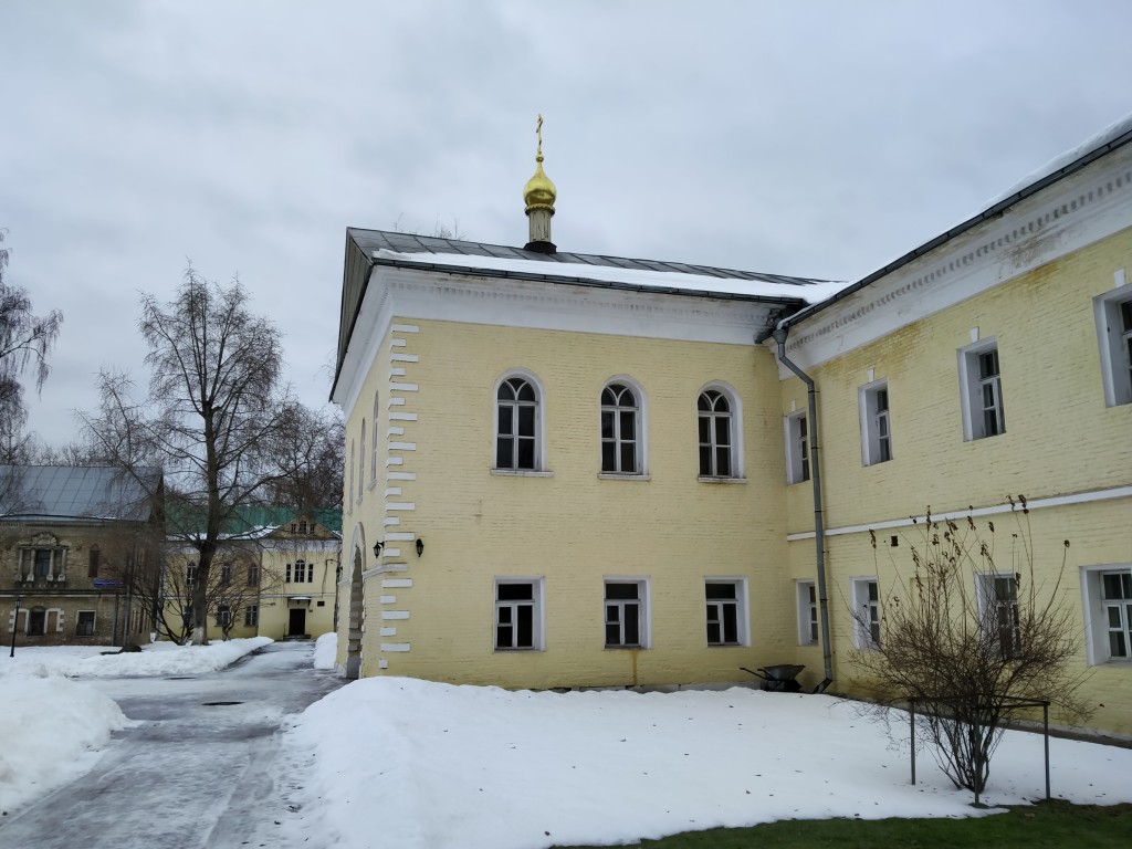 Моленная Покрова Пресвятой Богородицы в женской половине бывшего Преображенского богадельного дома, Преображенское (Восточный административный округ (ВАО), г. Москва). фасады