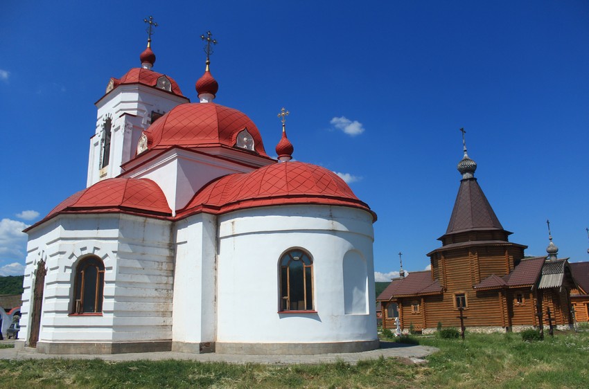 Подгоры. Заволжский Ильинский женский монастырь. фасады