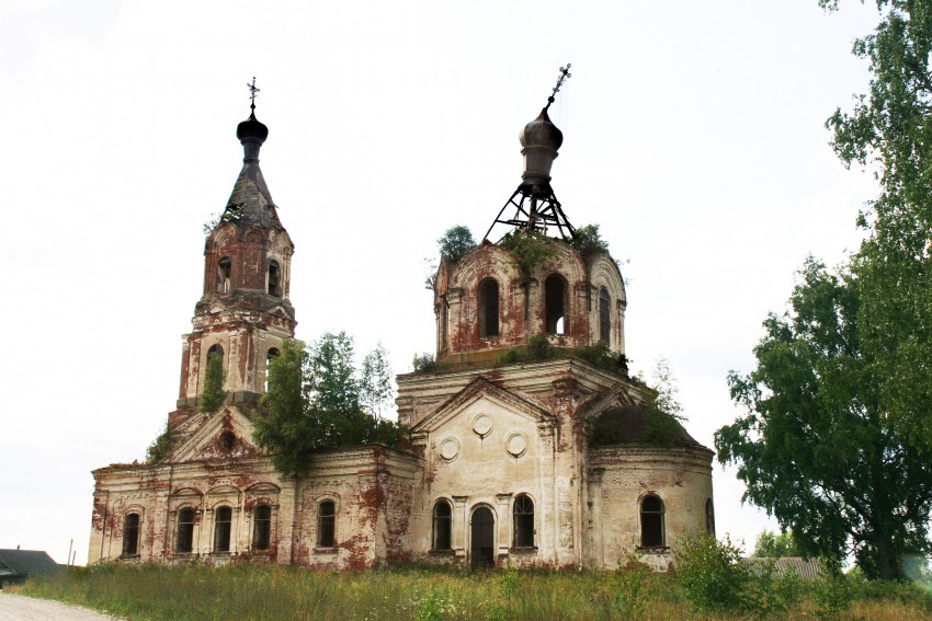 Церковь Воскресения Словущего, Ахматово (Молоковский район, Тверская область). фасады