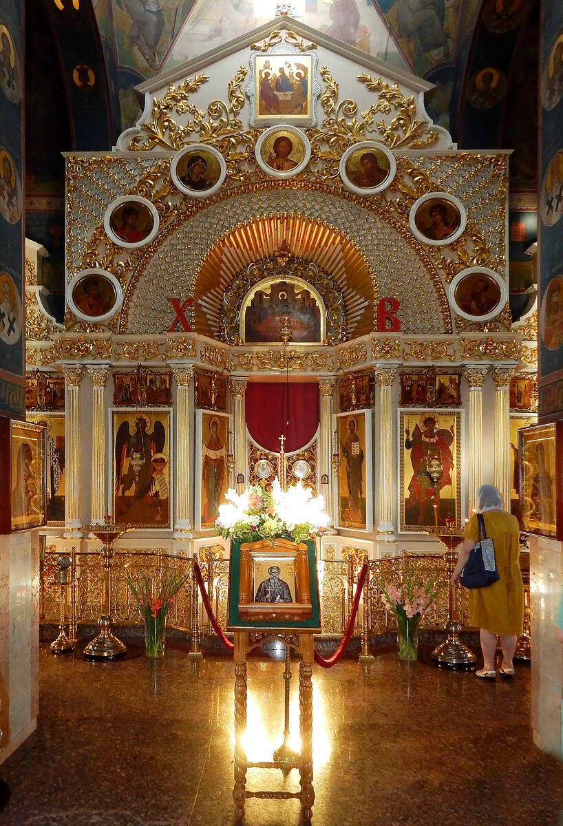 Георгиевский женский монастырь. Церковь Георгия Победоносца, Ессентуки (Ессентуки, город, Ставропольский край). интерьер и убранство