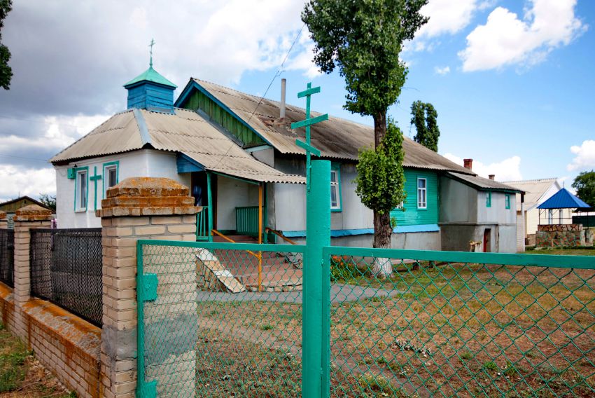 Церковь Иоанна Богослова, Ленина им., хутор (Белокалитвинский район, Ростовская область). общий вид в ландшафте