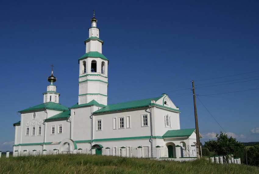 Церковь Рождества Христова, Комарово (Кунгурский район и г. Кунгур, Пермский край). фасады