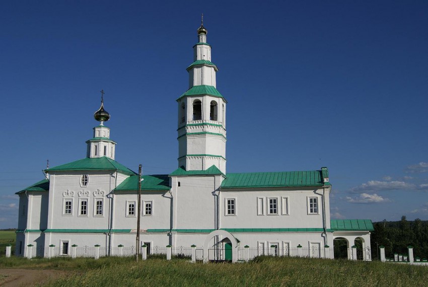 Церковь Рождества Христова, Комарово (Кунгурский район и г. Кунгур, Пермский край). фасады