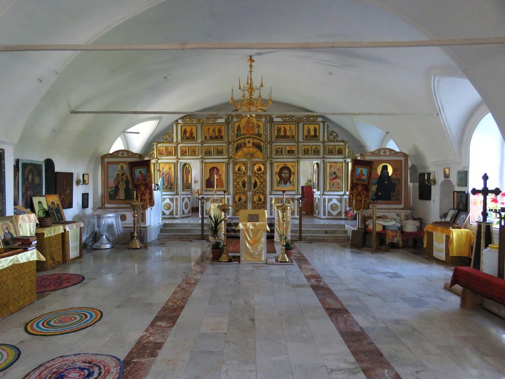 Церковь Рождества Христова, Комарово (Кунгурский район и г. Кунгур, Пермский край). интерьер и убранство, Интерьер нижнего храма