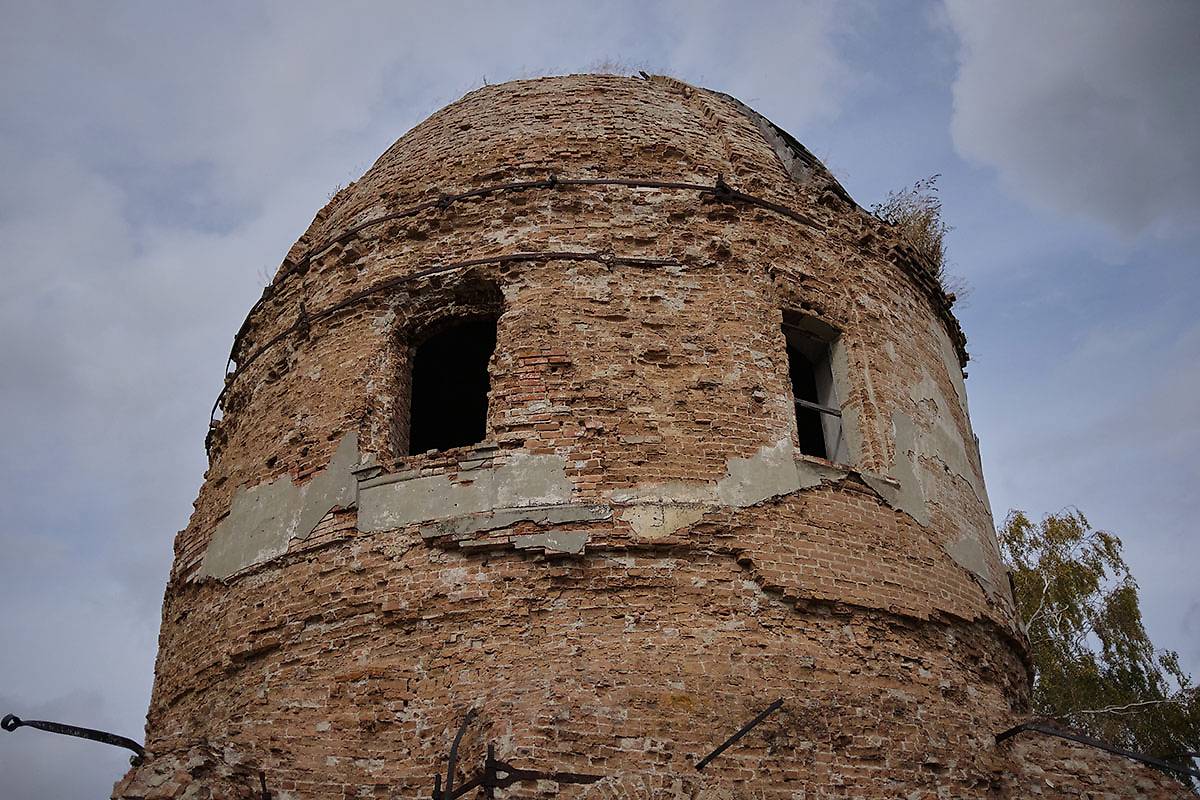 архитектурные детали. Церковь Владимирской иконы Божией Матери, Старое Никулино (Цильнинский район, Ульяновская область)