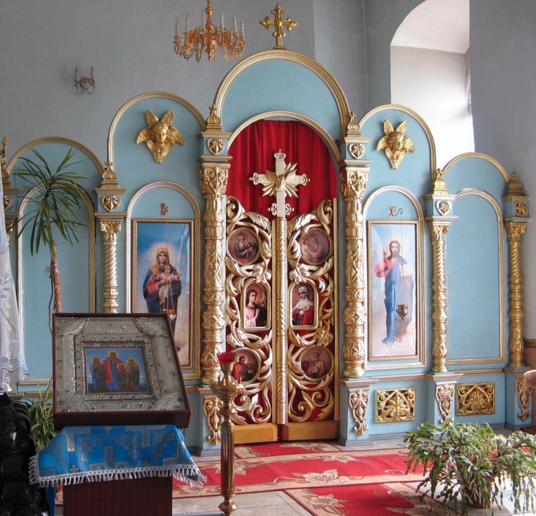 Церковь Казанской иконы Божией Матери, Русский Акташ (Альметьевский район, Республика Татарстан). интерьер и убранство, Правый придел Рождества Христова