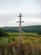 Церковь Казанской иконы Божией Матери, Поклонный крест на месте алтаря<br>, Поручиково, Заинский район, Республика Татарстан