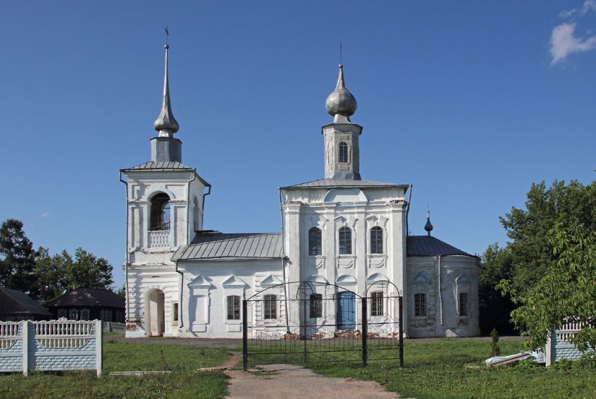 Церковь Успения Пресвятой Богородицы, Никольское (Торбеевский район, Республика Мордовия). фасады