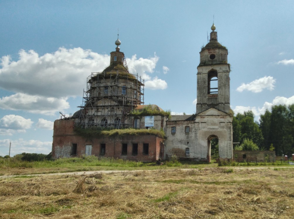 Шокша. Церковь Михаила Архангела. фасады