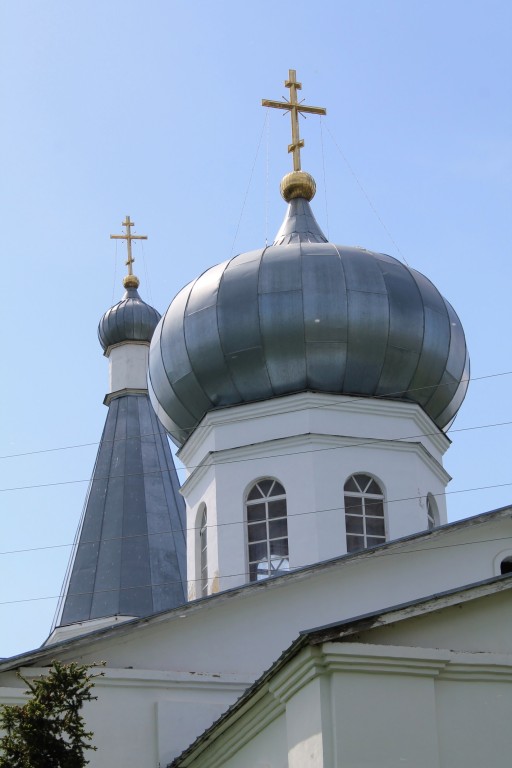 Церковь Введения во храм Пресвятой Богородицы, Перхляй (Рузаевский район, г. Рузаевка, Республика Мордовия). архитектурные детали, Фасады